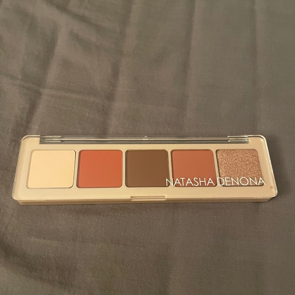 Natasha denona eye shadow peak